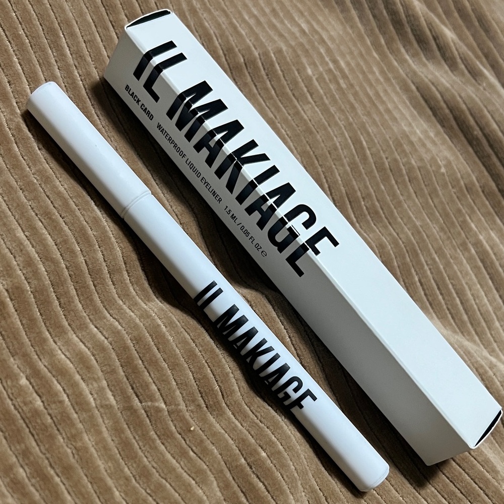 IL MAKIAGE White Liquid Eyeliner